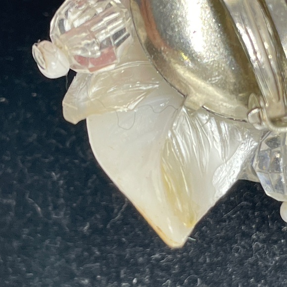 Germany Signed Vintage Lucite Lightweight Pearl Color Clip-on Earrings - Picture 10 of 10